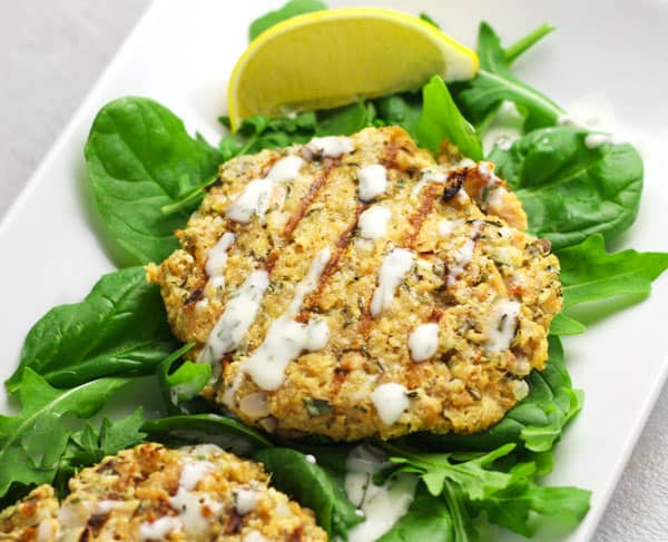 These Lemon Tarragon Salmon Cakes can be made in under 10 minutes and are Gluten Free! | Tastefulventure.com