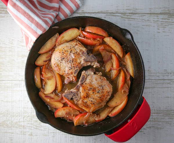 Skillet Pork Chops with Apples and Onions